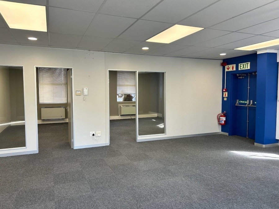 To Let commercial Property for Rent in Rondebosch Western Cape
